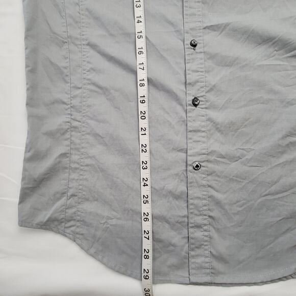 Tranquility Mayhem Long Sleeve Button Up Shirt Men's Size Large Gray Classic Top - Picture 6 of 10